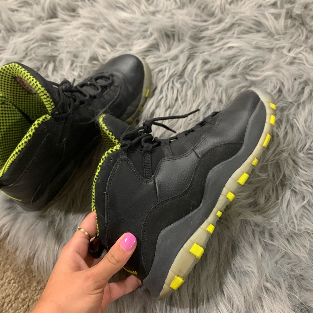 Jordan retro 10 venom green